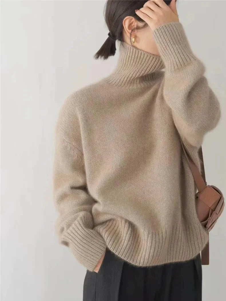Women's Elegant Ribbed Roll-Neck Sweater 2
