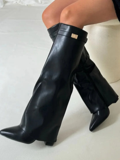 Women's Elegant Metallic Detail Suede Boots