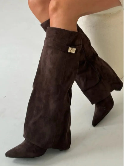 Women's Elegant Metallic Detail Suede Boots