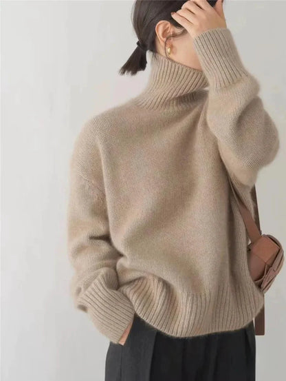 Women's Elegant Ribbed Roll-Neck Sweater 2